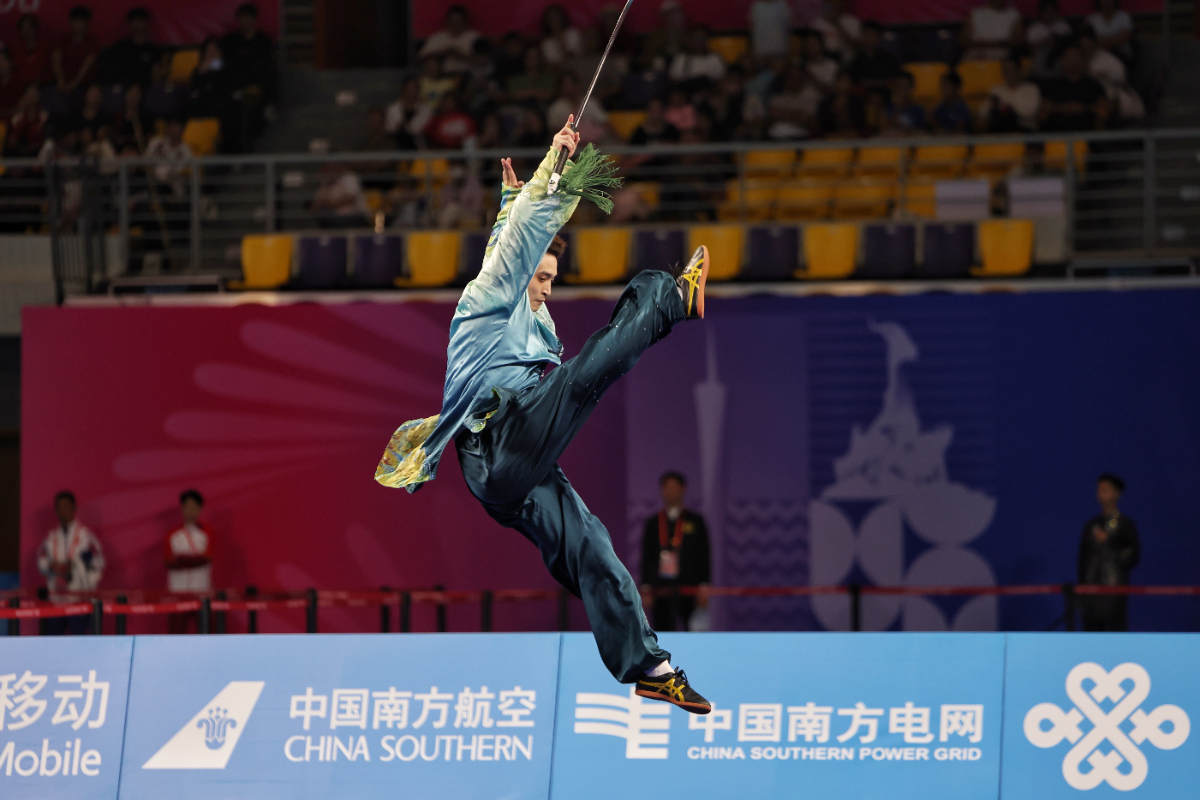 十五运|侠客剑出鞘！男子太极拳太极剑全能决赛，山东刘德文夺金