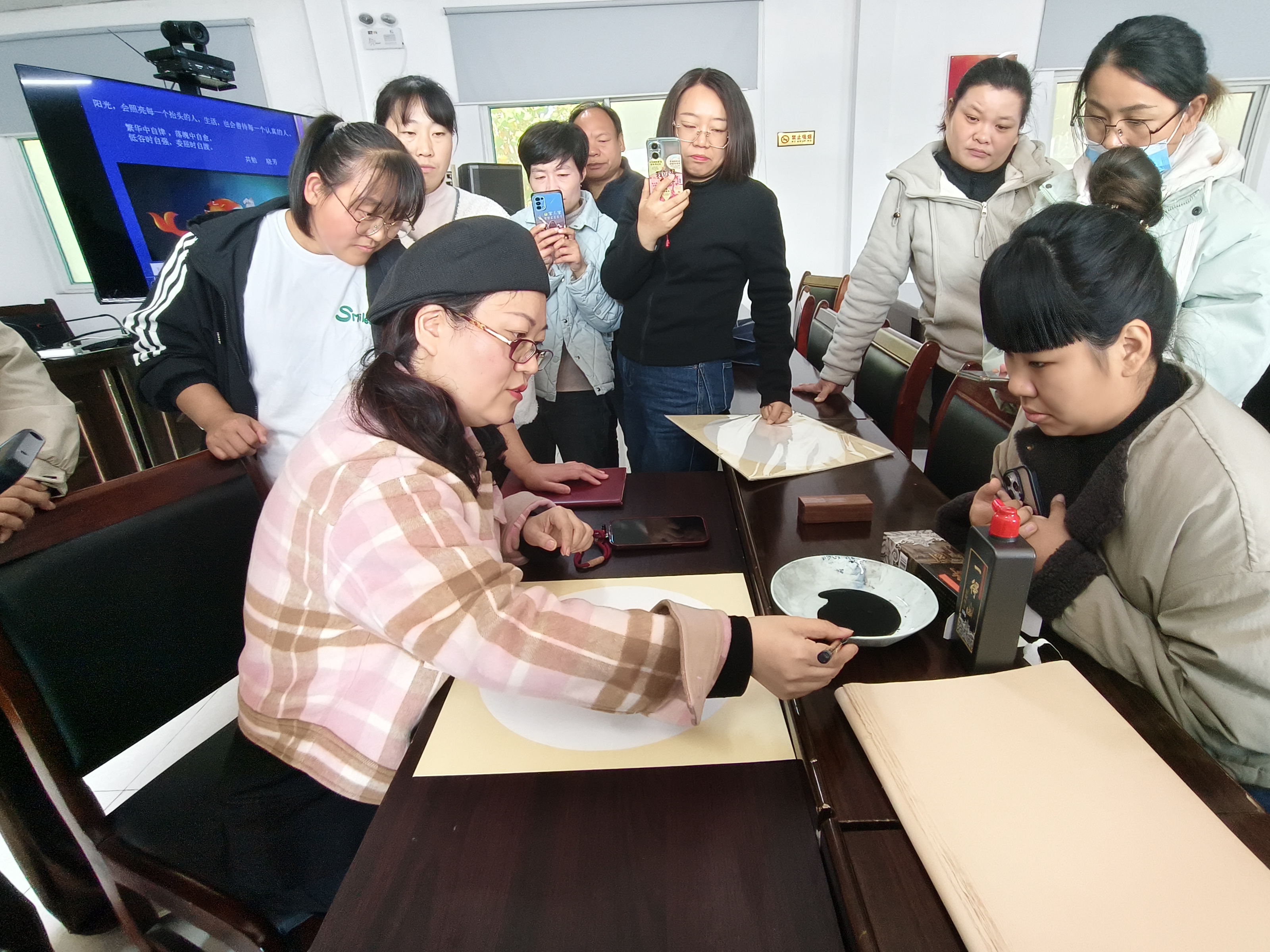 文化惠民暖冬日 服务下沉沁民心