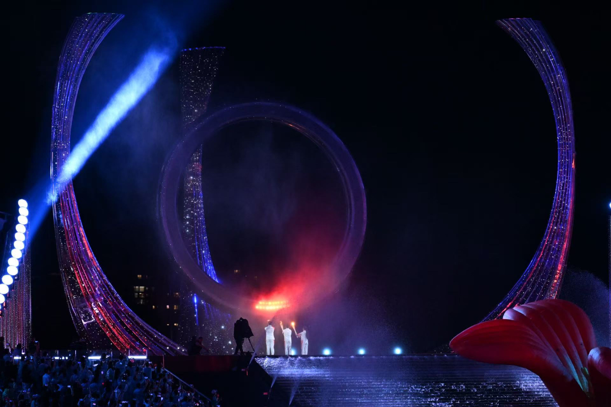 图集|全运火炬依次传递，主火炬点燃瞬间震撼全场