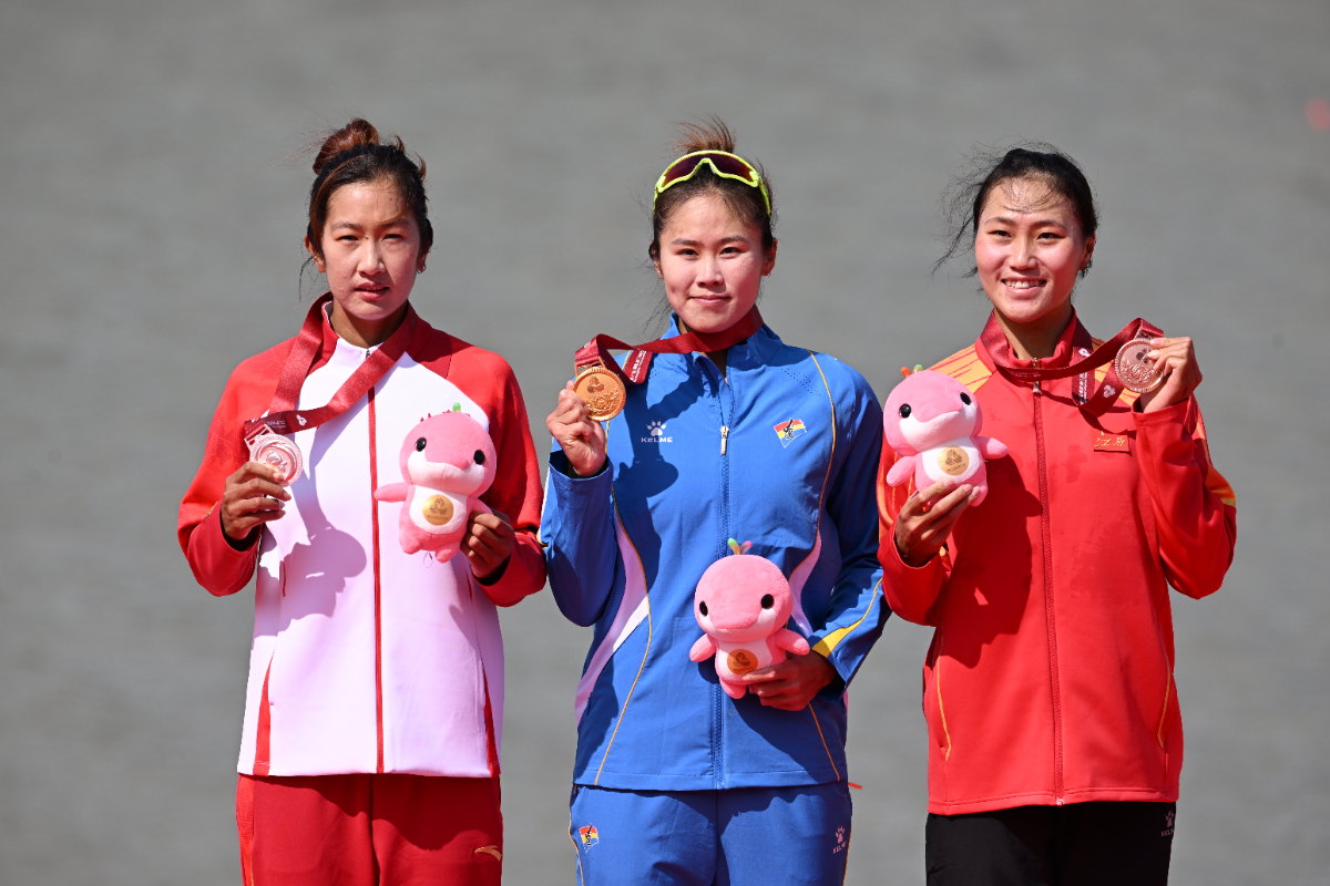 图集|十五运赛艇女子单人双桨决赛，鲁诗雨获银牌