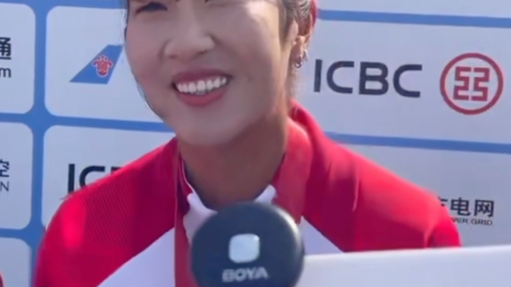 果然视频｜赛艇单人双桨摘银，鲁诗雨：休整后去国家队，我不甘心