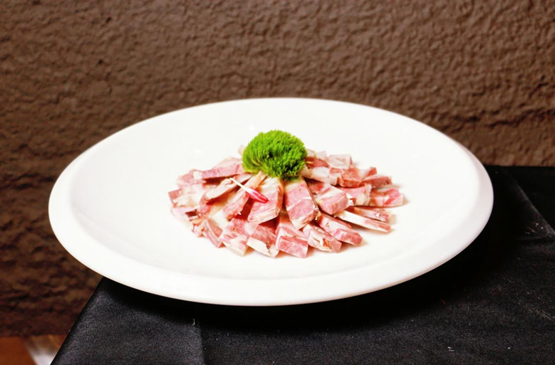 凭红烧肉出圈，济南大学学生获得亚洲烹饪大赛特金奖