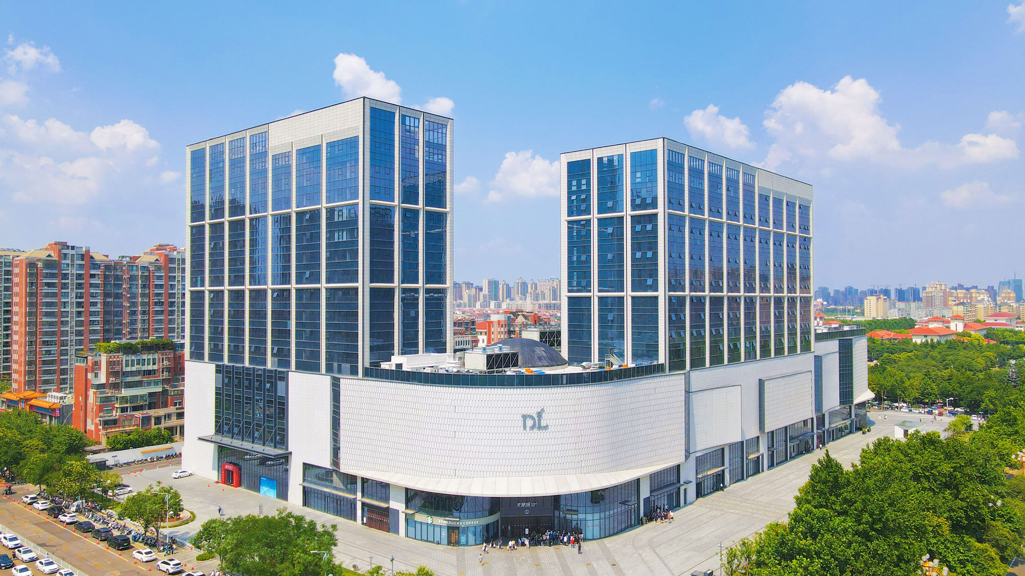 胖东来招聘2名翻译助理：年薪不低于50万元，带薪年假至少60天