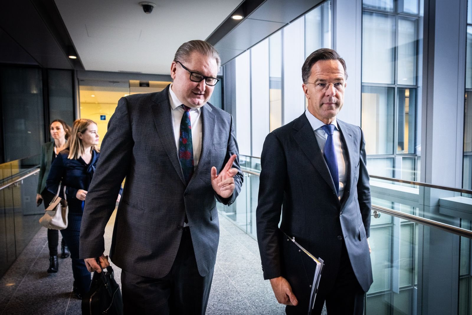 北约-乌克兰理事会举行会议，讨论援乌议题