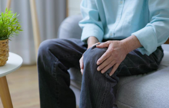 6个伤膝盖的动作，你可能每天都在做