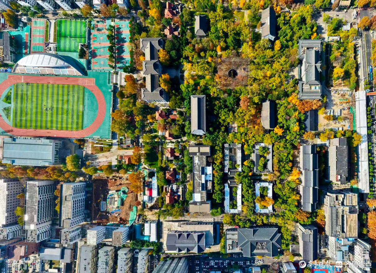 立冬时节，俯瞰山东大学趵突泉校区