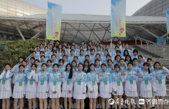 奉献赛场展青春，枣庄职业学院学子倾力服务枣庄市第十一届运动会