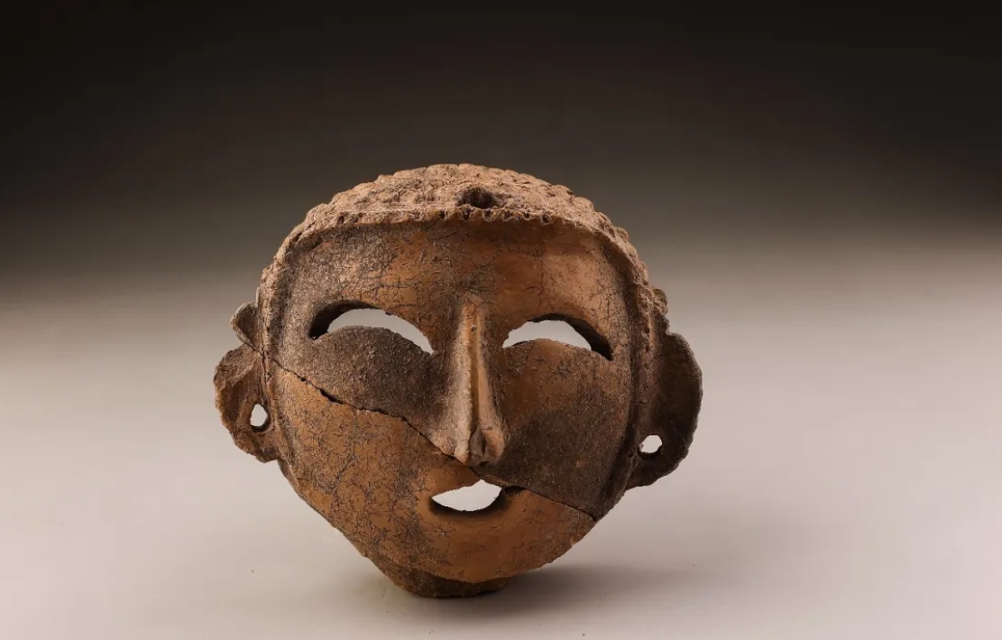 人文|跨越千年的“表情包”，文物如何向我们展示笑容