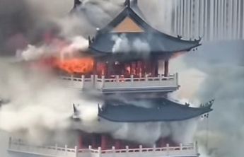 江苏通报“文昌阁火灾”：游客使用香烛不慎引发，寺庙为现代建筑