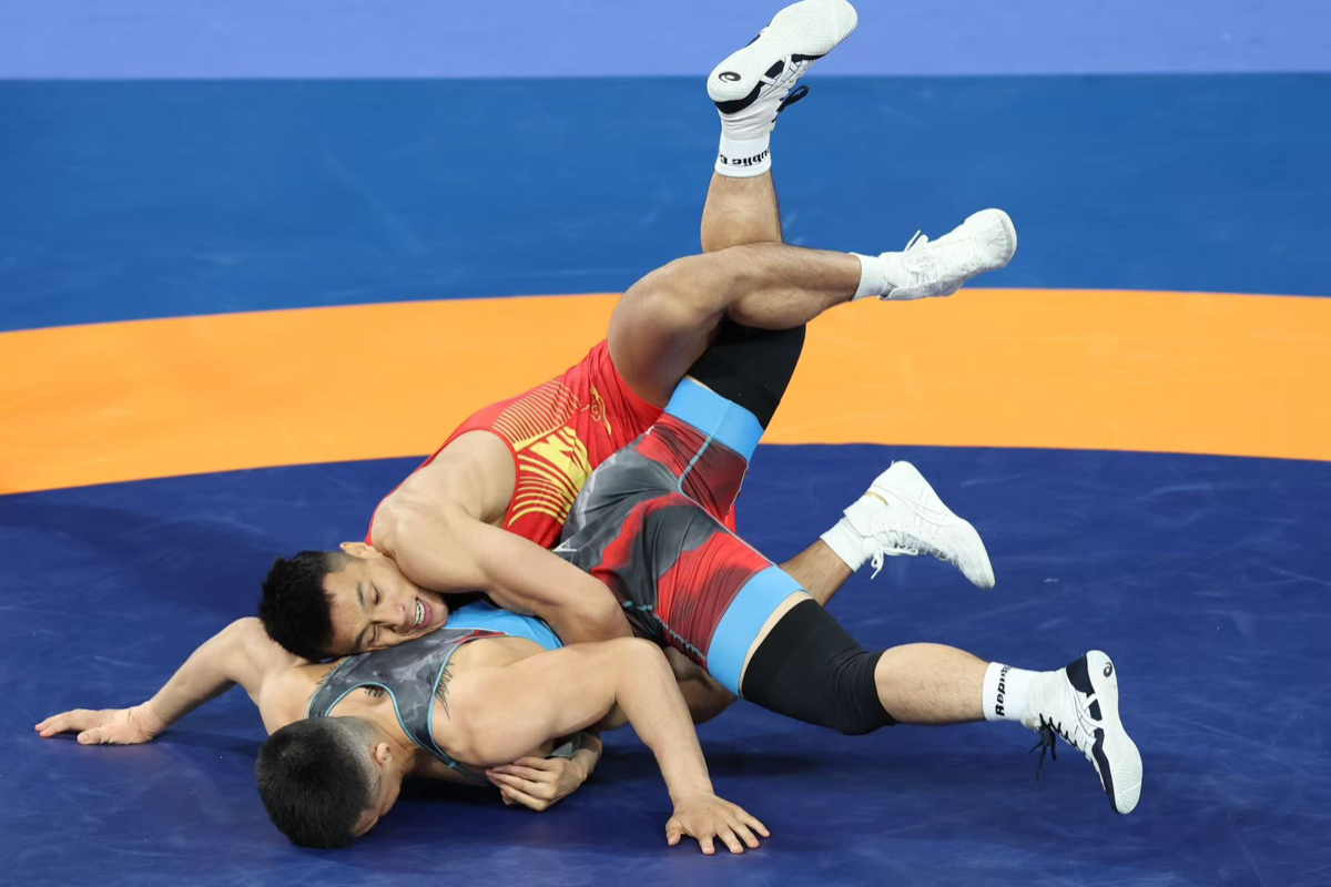 图集｜山东选手刘瑞斩获十五运摔跤男子古典式77公斤级冠军