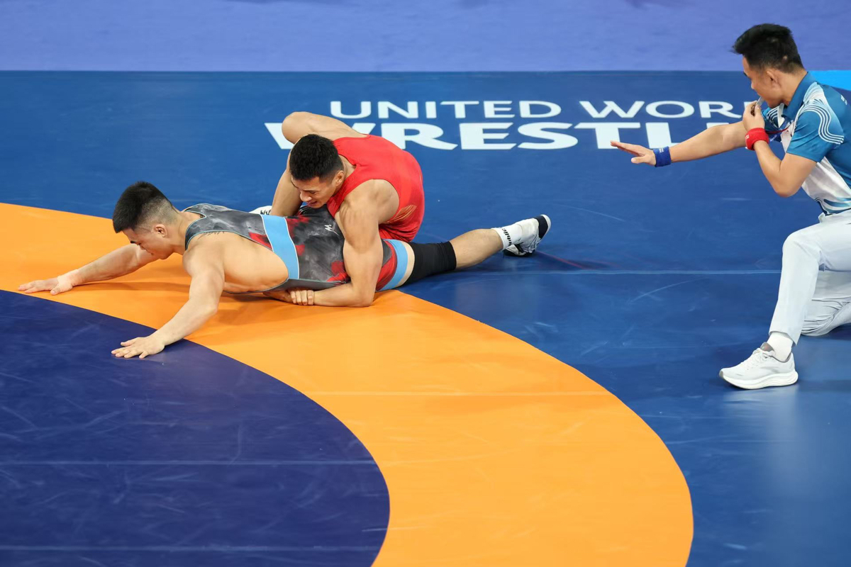 图集｜山东选手刘瑞斩获十五运摔跤男子古典式77公斤级冠军