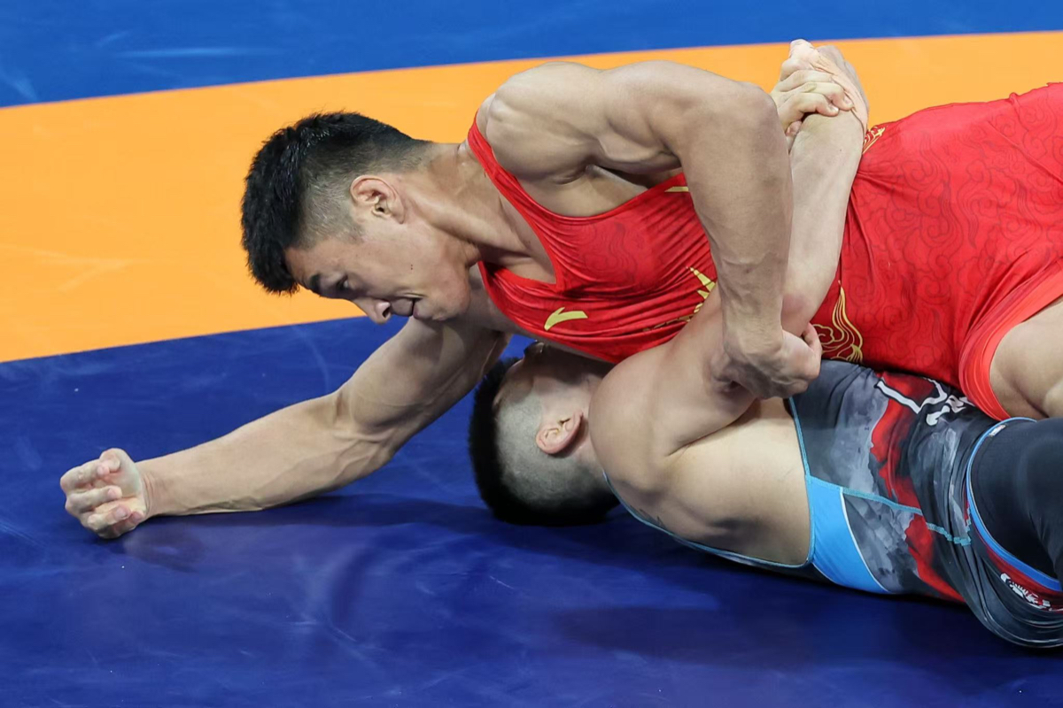 图集｜山东选手刘瑞斩获十五运摔跤男子古典式77公斤级冠军