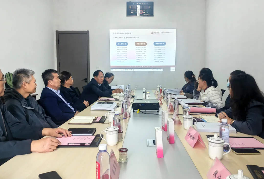 以考促建·聚智赋能|济南市院士工作站考察组莅临福胶集团实地考察，为产业链现代化“把脉开方”