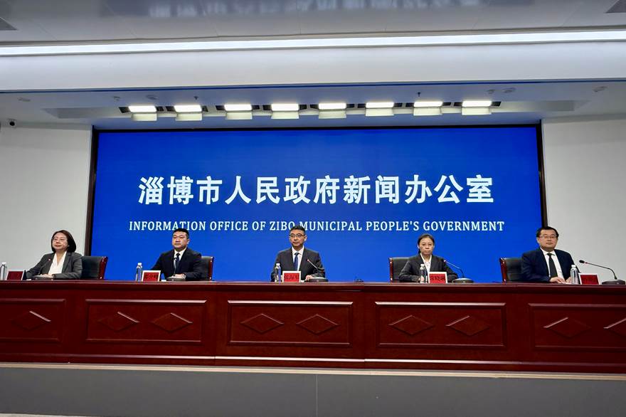 权威发布｜淄博：“寒冬送温暖”专项救助，为遇困人员撑起暖伞