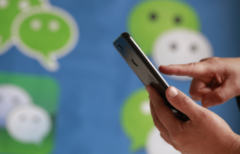 腾讯回应小程序将在iOS端支持接入虚拟支付：乐见苹果推出"小程序合作伙伴计划”