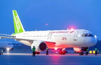 国产C919飞抵迪拜，将亮相迪拜航空展