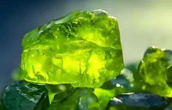 新知|“太阳宝石”橄榄石：这是宇宙写的情书