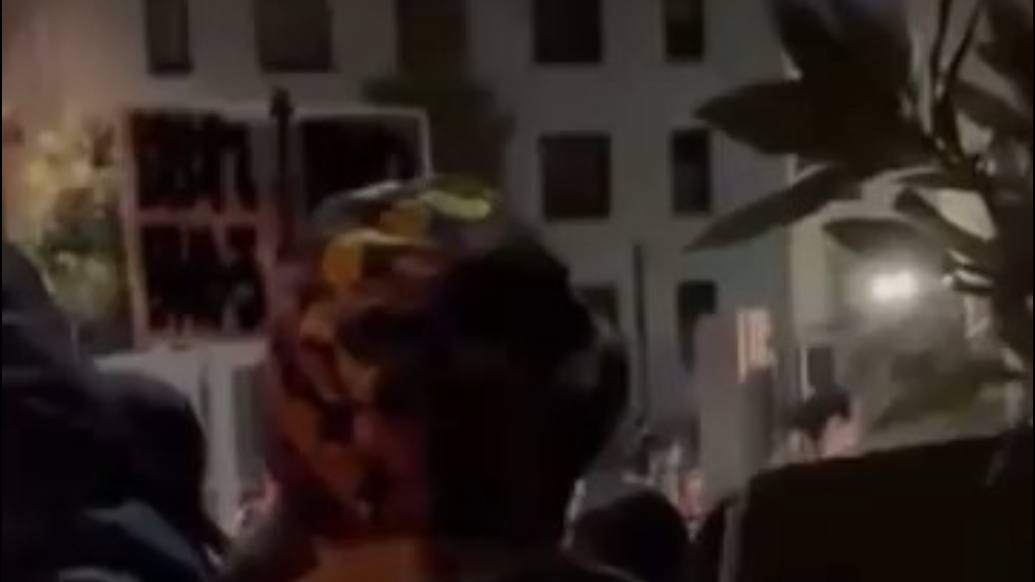 日本民众集会抗议，要求高市早苗下台