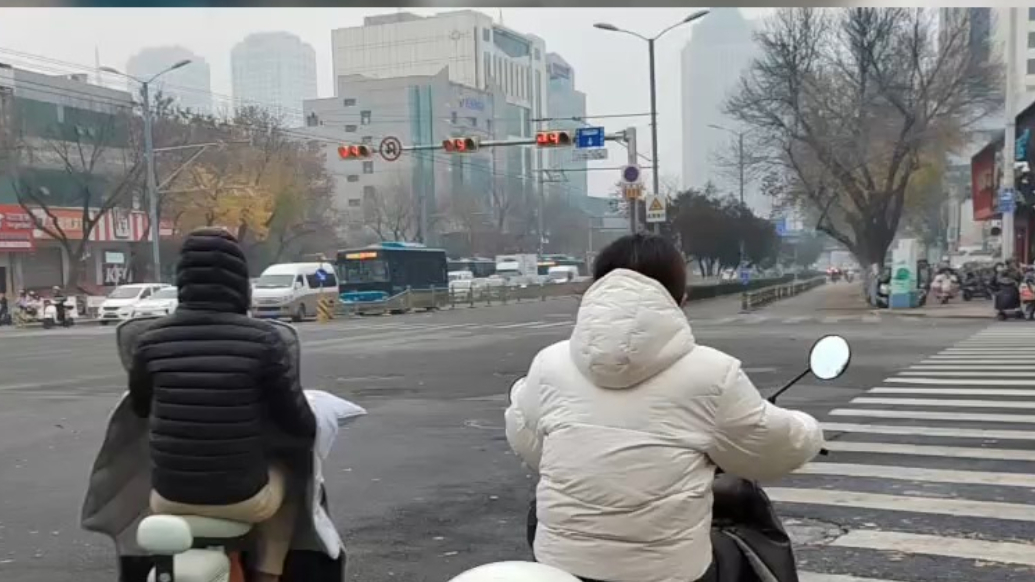 天气情报站|寒潮来袭！济南今日冷飕飕，气温骤降注意保暖！