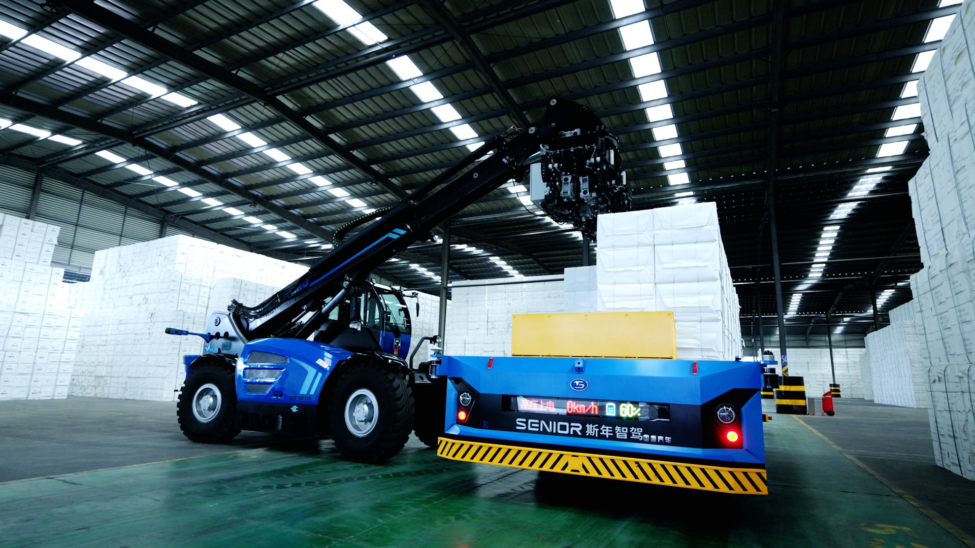 全球最大纸浆进口港创新高，青岛港前十月纸浆吞吐量同比增17%