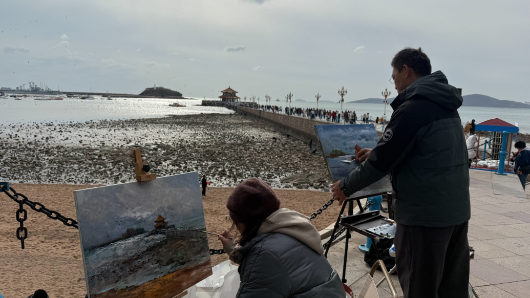 果然视频丨山海冬韵·鸥遇青岛！美术家用画笔记录冬日青岛美景