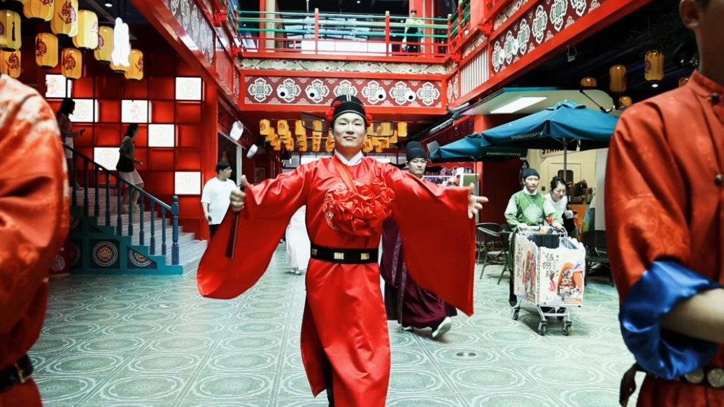 一抹福彩红，半城烟火半城情！公益福彩扮靓德州589街区