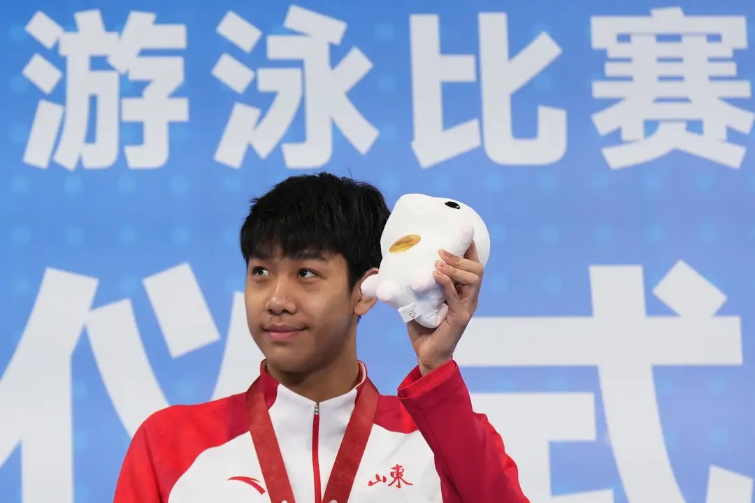 全运午爆｜张展硕加冕五金王，李泽洋、陈妤颉男女百米夺冠