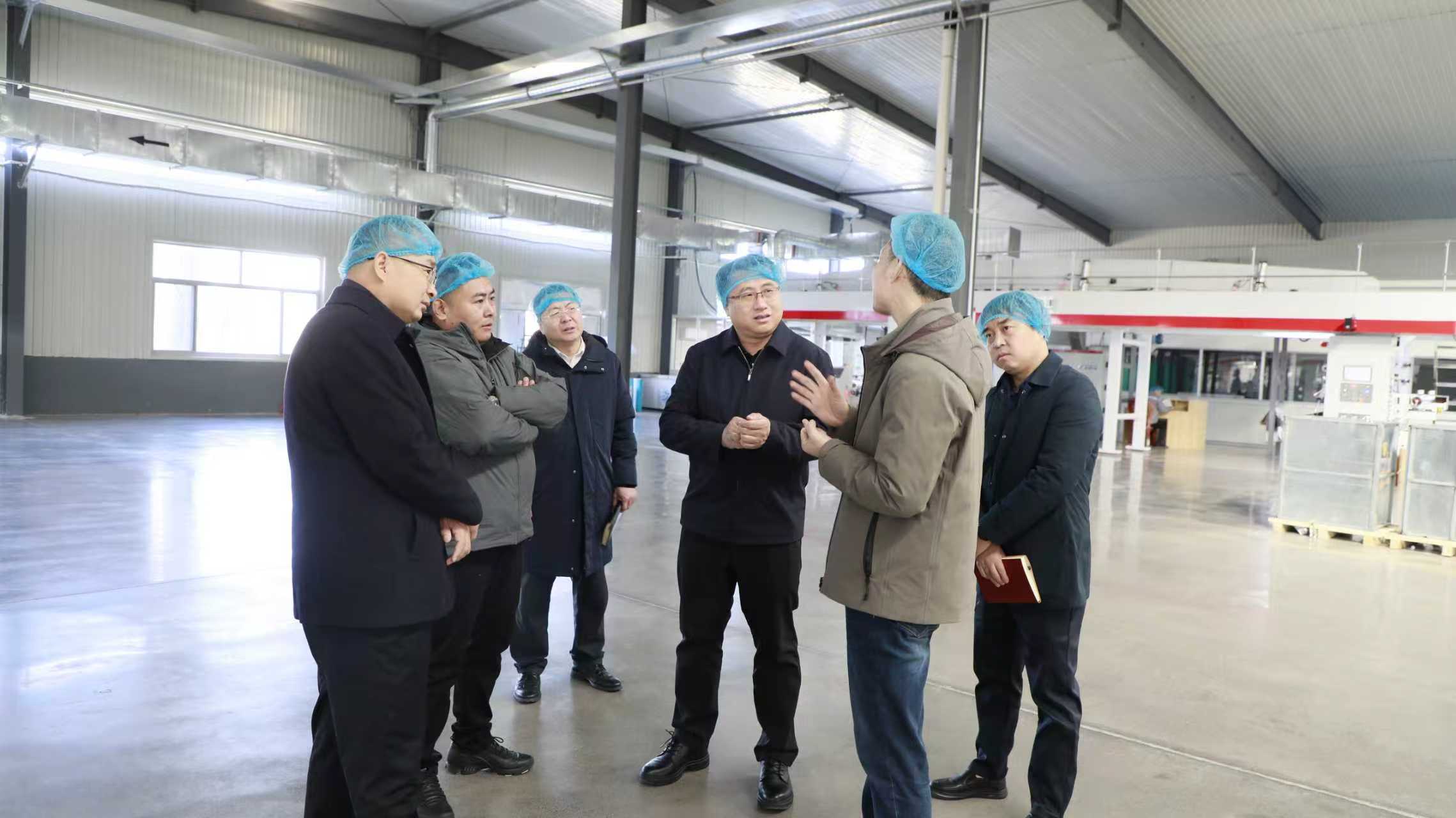 孟霄到辖区企业调研