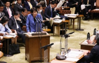 广岛市长批评日本自民党：应坚持“无核三原则”不动摇