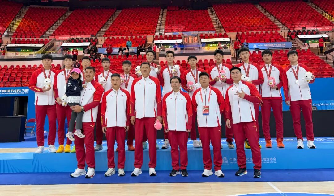 段昂君领衔济南新秀，十五运助力山东篮球再摘一银