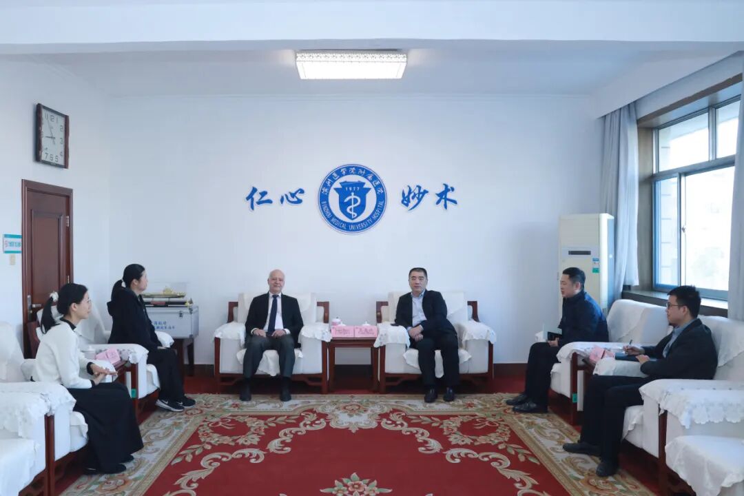世界睡眠学会主席Penzel到滨医附院访问交流