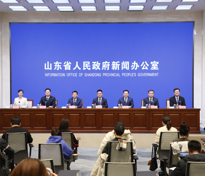 11月20日，省政府新闻办举行新闻发布会，邀请省科技厅主要负责同志等介绍“十四五”时期山东推进新时代科技强省建设情况。发布会上，省科学技术厅党组书记、厅长孙海生介绍，上天、入地、下海，山东科技创新成果在“十四五”期间迎来井喷式增长，区域创新能力稳居全国第一方阵。