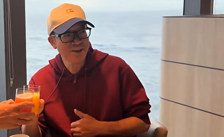 俞敏洪再发内部信道歉：没有要炫耀在南极的意思，老板也在拼命努力