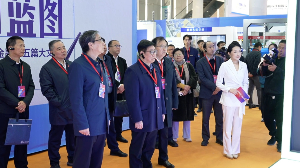 果然视频|山东数字文化集团精彩亮相第十七届信博会，六款数字产品火出圈