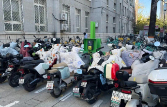 人大拟禁学生校内骑电动车，最新回应来了