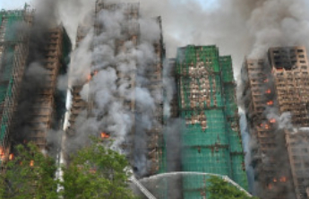 国家消防救援局：遇到“自外而内”的火灾，尽快逃离！