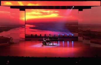 向阳而生 艺彩绽放|钢琴独奏《江河交响·长江与黄河的礼赞》