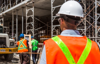 住房城乡建设部：紧盯关键节点全面排查欠薪隐患