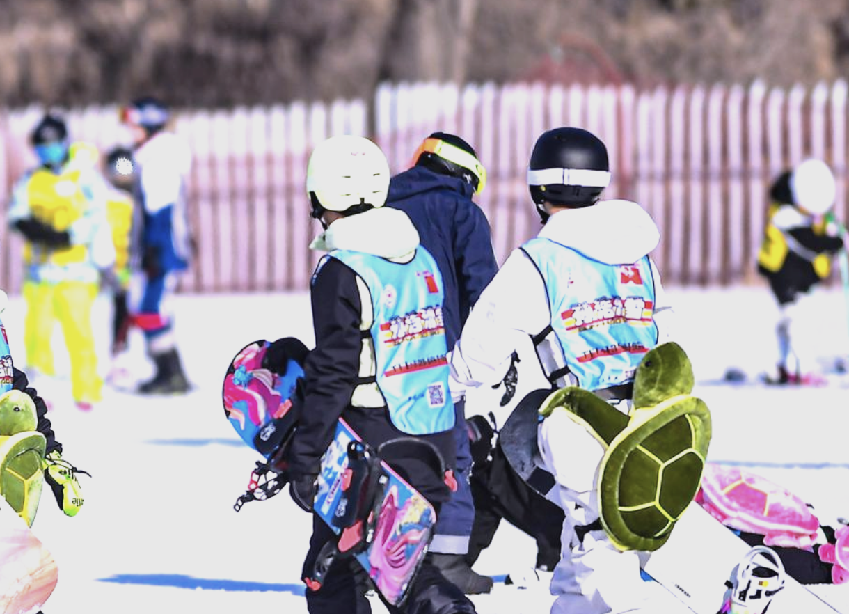 新雪季开启！新手也能放心冲的滑雪安全指南来了