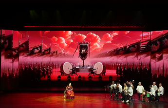 向阳而生 艺彩绽放|京剧《穆桂英挂帅》