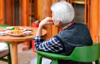 最新研究发现：40岁后微胖才是长寿“黄金体重”