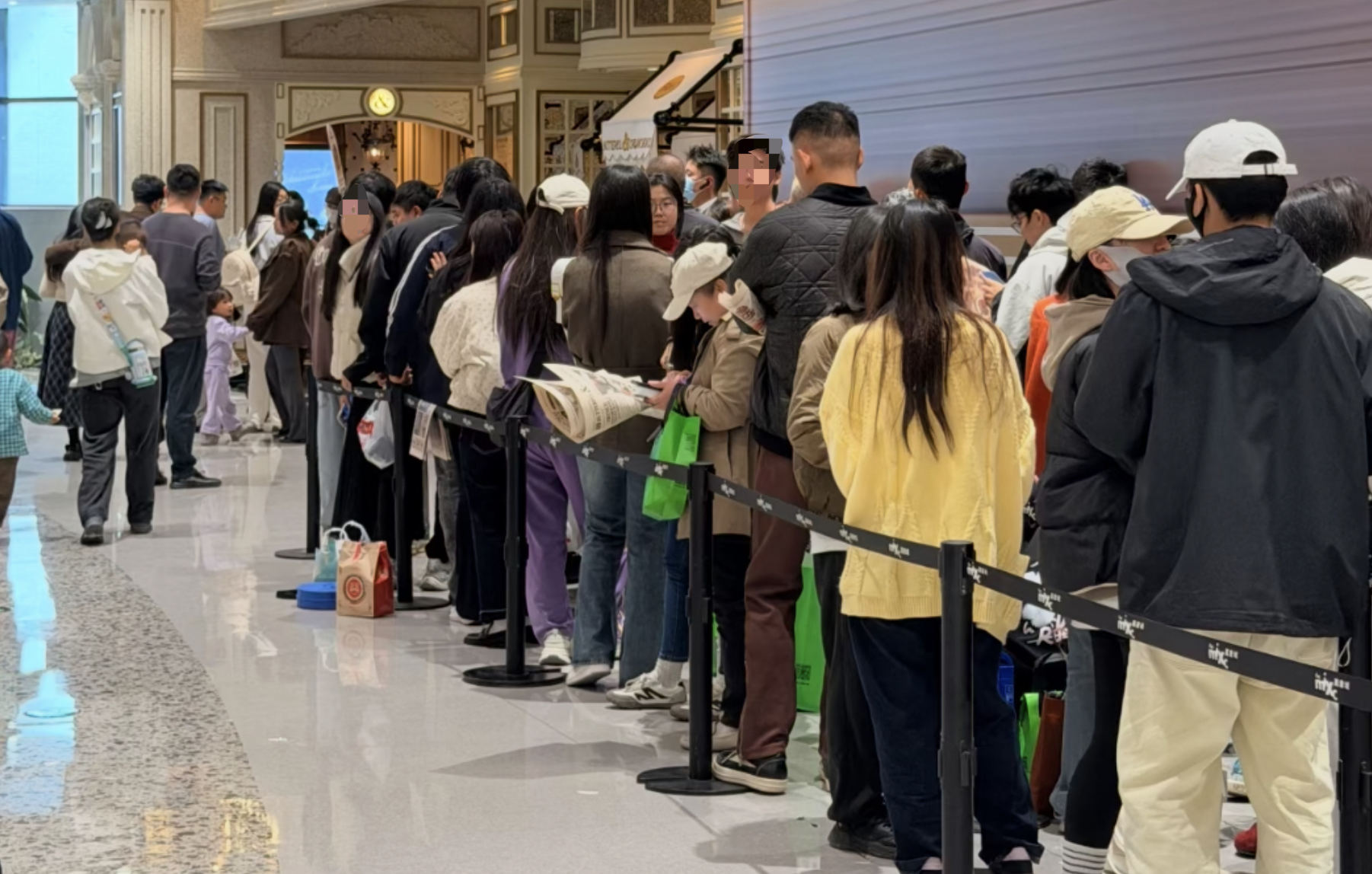 果然财经｜“幽灵代购”仿冒知名品牌接单外卖，溢价能超150%