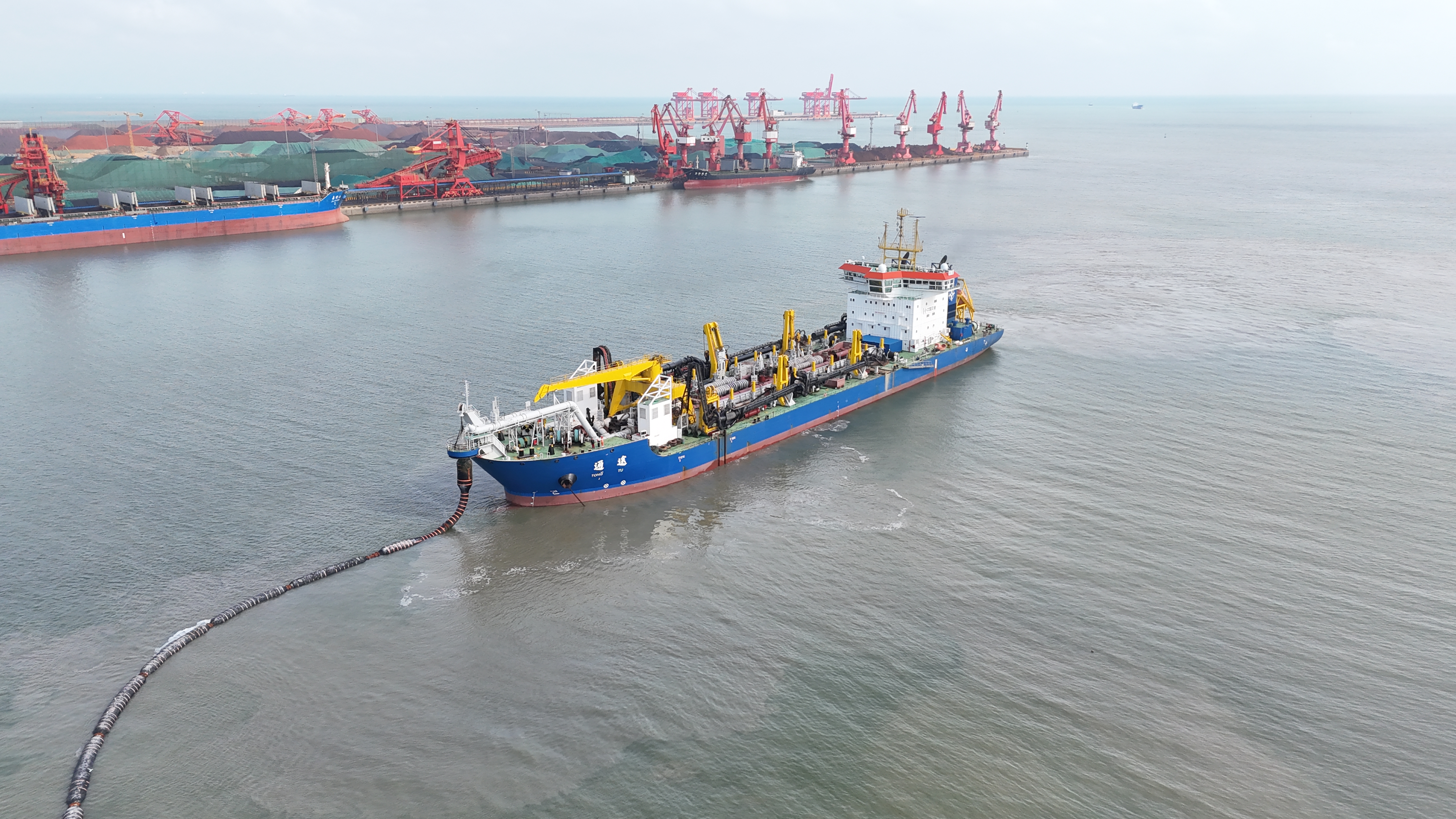 日照港岚山港区南作业区主航道改扩建工程疏浚服务项目通过验收