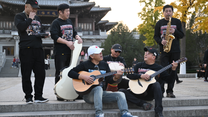 拾光|玩转音乐三十余年，老男孩乐队初心不老