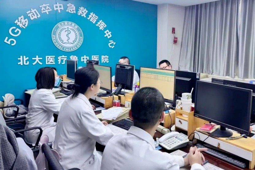 高烧昏迷险丧命，冰箱食物竟成“夺命元凶”