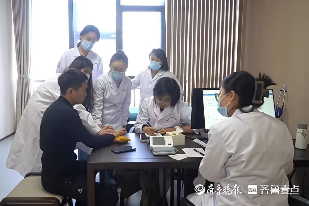 山中大青岛中医医院正式开诊 山东中医药大学海洋中药研究院揭牌