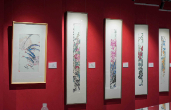 “四时华滋—中国花鸟画名家作品展”在山东工程职业技术大学开幕