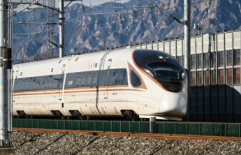 “雪具便利行”服务来了！12月7日起铁路部门在京张高铁8趟列车试点推出