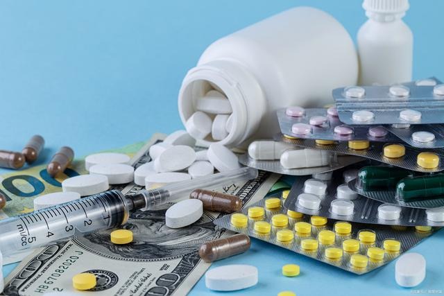 两部门：积极推动商保创新药目录纳入商业健康保险保障范围