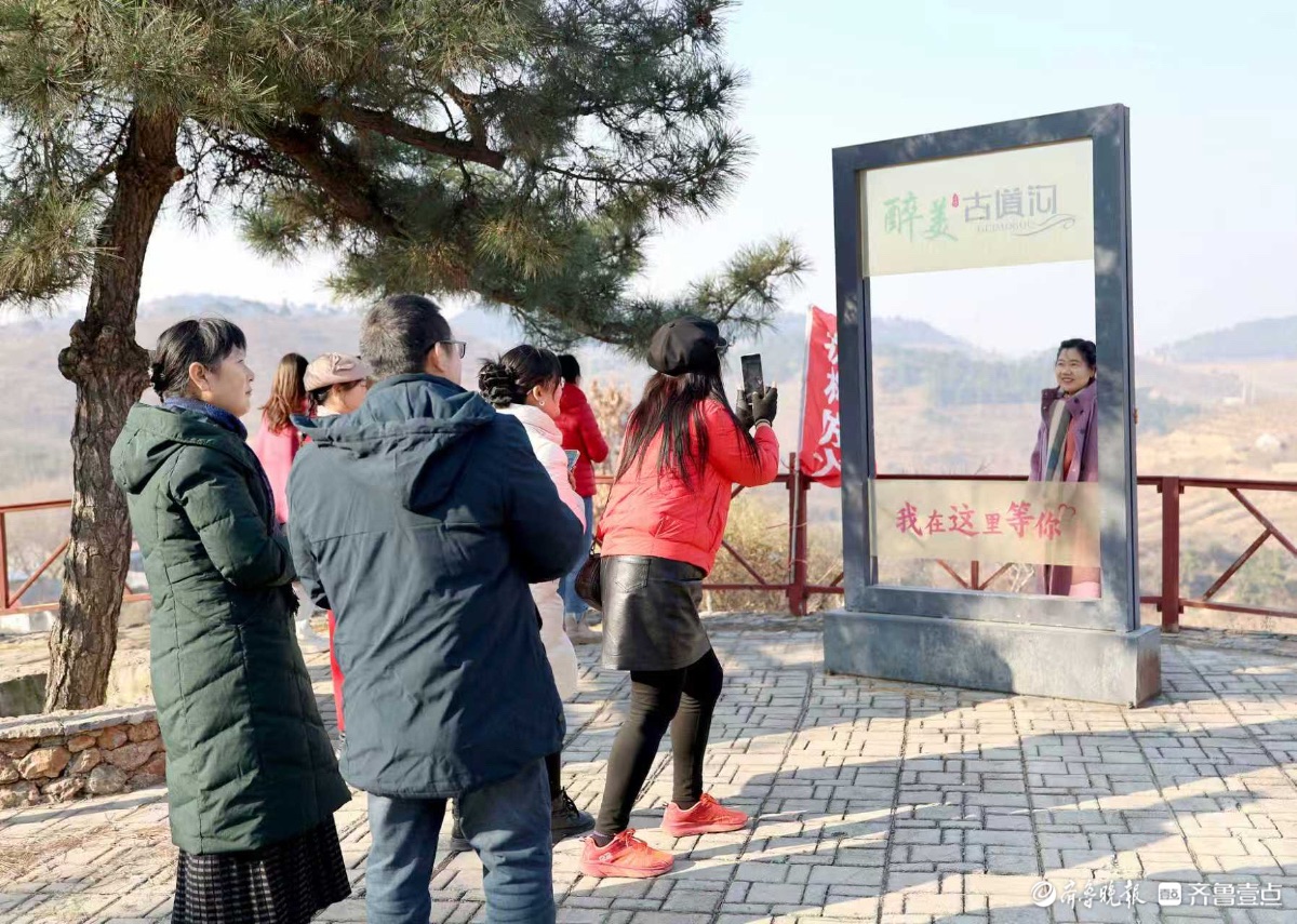 笔墨绘高都，行走见风华